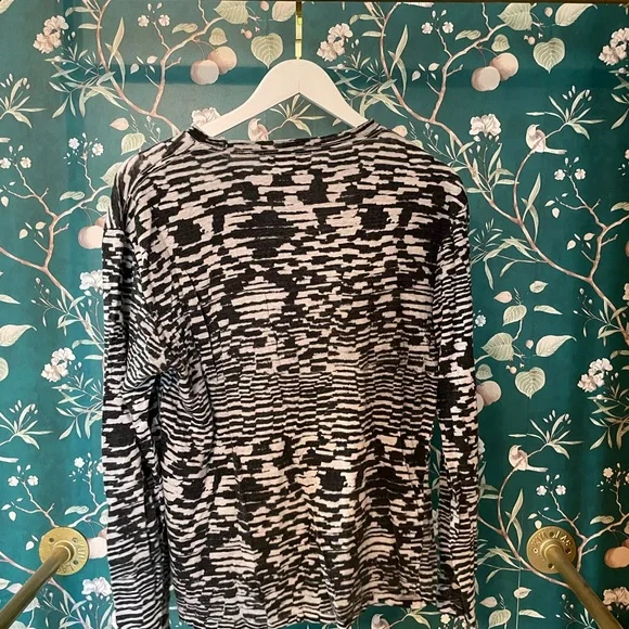 Isabel Marant x H&M long sleeve black and white static shirt - Picture 5 of 5